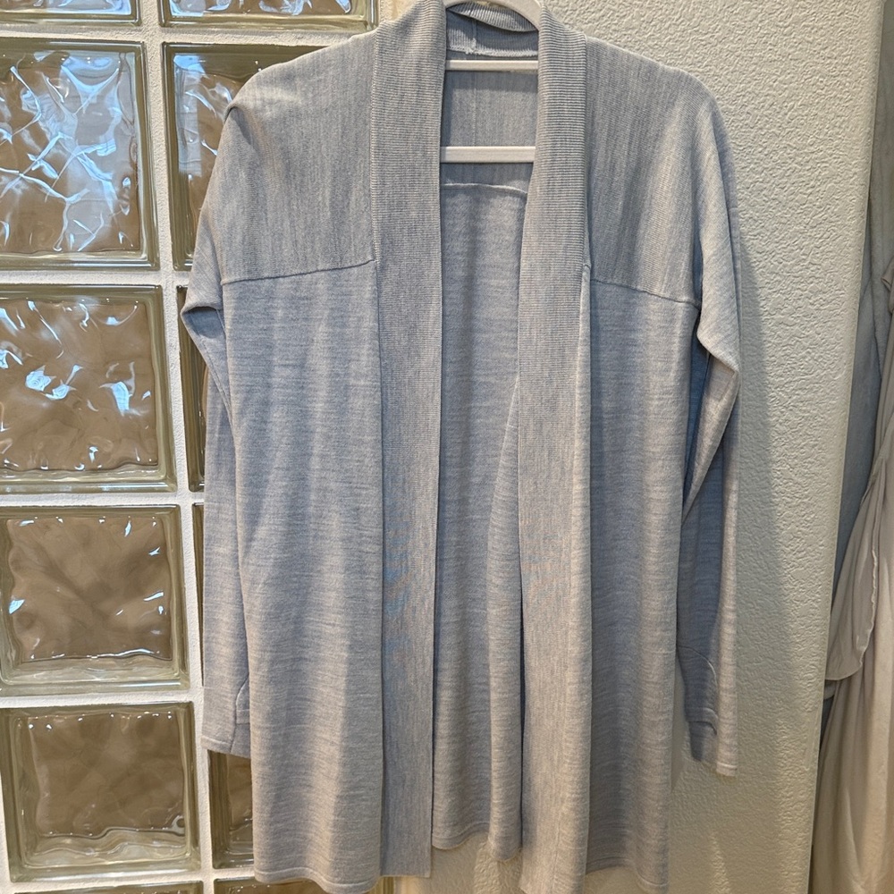 Lululemon Women's Gray Open Front Sweater sz medium